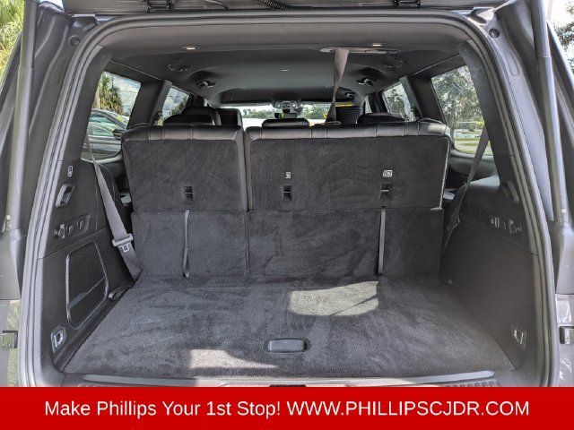 Certified 2024 Jeep Wagoneer Series II w/ Flexible Seating Group RWD image 12