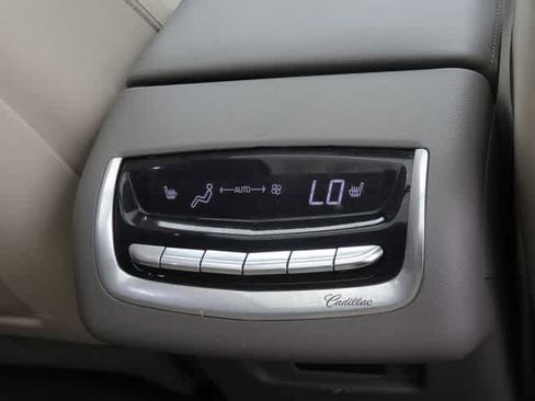 Used 2020 Cadillac XT6 Premium Luxury FWD image 15