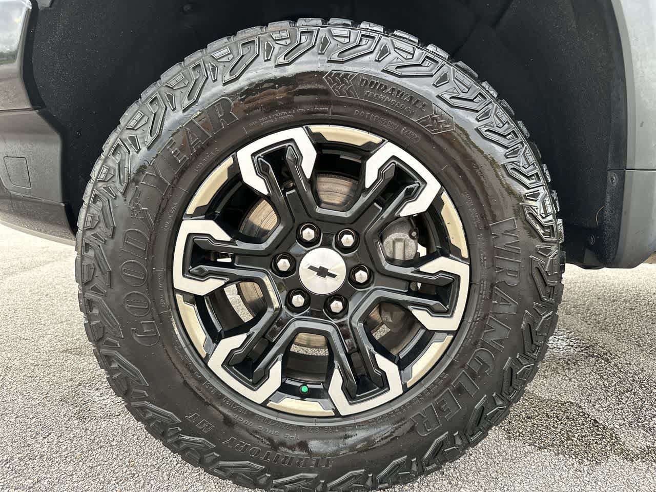 Used 2023 Chevrolet Silverado 1500 ZR2 AWD/4WD image 31