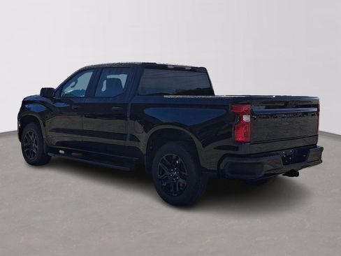 Used 2025 Chevrolet Silverado 1500 Custom AWD/4WD image 4