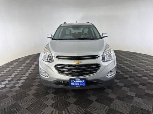 Used 2017 Chevrolet Equinox Premier w/ Enhanced Convenience Package FWD image 3
