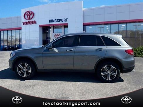 Used 2017 Mercedes-Benz GLC 300 image 2