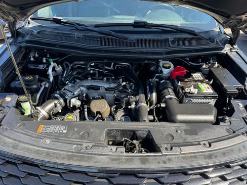 Used 2019 Ford Explorer Sport w/ Ford Safe & Smart Package AWD/4WD image 36