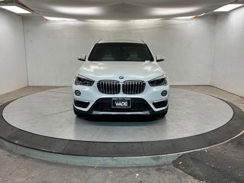 Used 2018 BMW X1 sDrive28i w/ Premium Package image 8