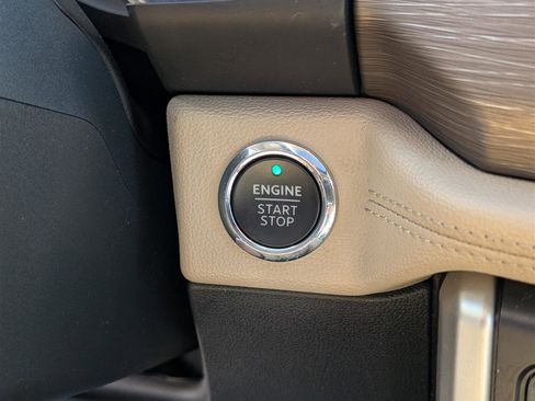 Used 2024 Ford Expedition Max Limited image 25