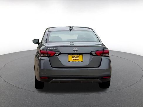 Used 2025 Nissan Versa SV FWD image 12