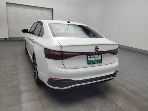 Used 2025 Volkswagen Jetta Sport image 5