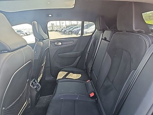 Used 2023 Volvo C40 P8 Recharge Plus image 11