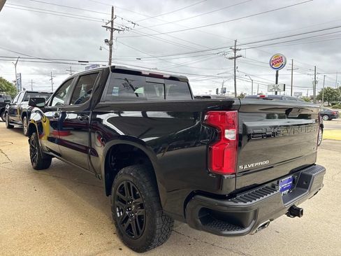 Used 2021 Chevrolet Silverado 1500 LT Trail Boss w/ Convenience Package II AWD/4WD image 6