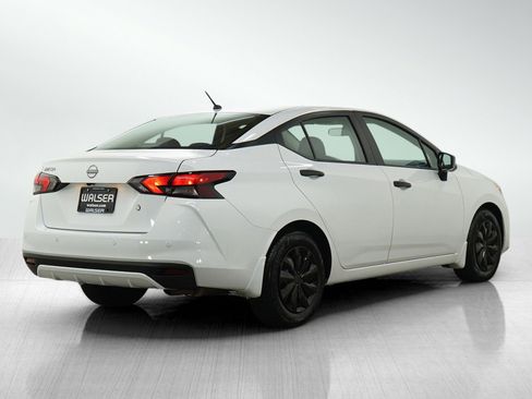 Used 2024 Nissan Versa S w/ Trunk Package FWD image 5