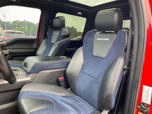 Used 2019 Ford F150 Raptor w/ Equipment Group 802A Luxury AWD/4WD image 16