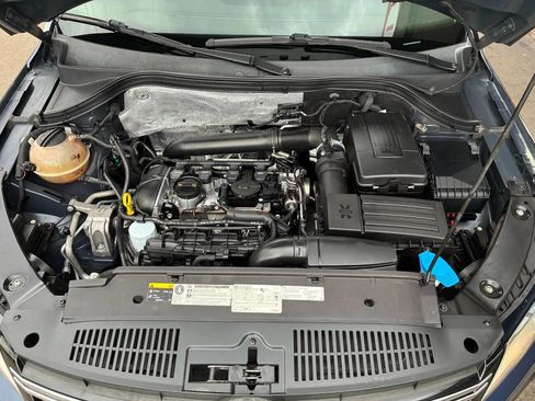 Used 2014 Volkswagen Tiguan SEL image 9