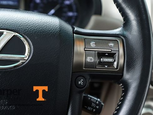 Used 2011 Lexus GX 460 image 22