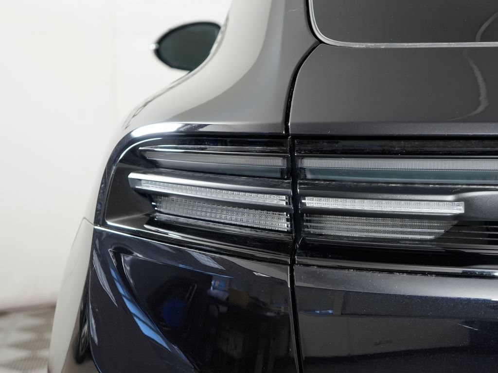 Used 2026 Porsche Macan 4 Electric AWD/4WD image 12