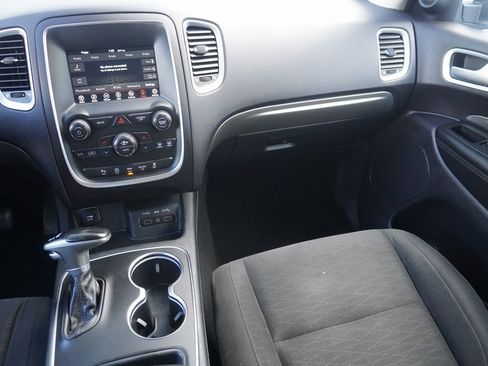 Used 2020 Dodge Durango SXT image 21