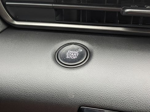 New 2025 Hyundai Elantra Sport image 28