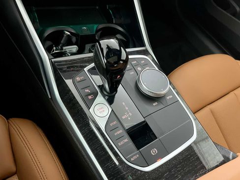 Used 2022 BMW 330e xDrive w/ Premium Package image 28