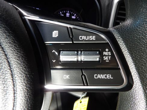 Used 2022 Kia Sportage LX image 19