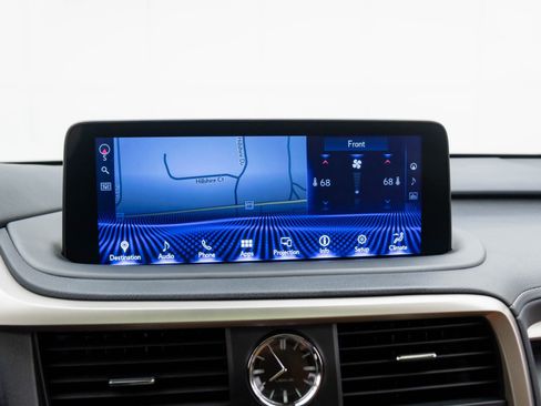 Used 2022 Lexus RX 350L Premium w/ Premium Package image 24