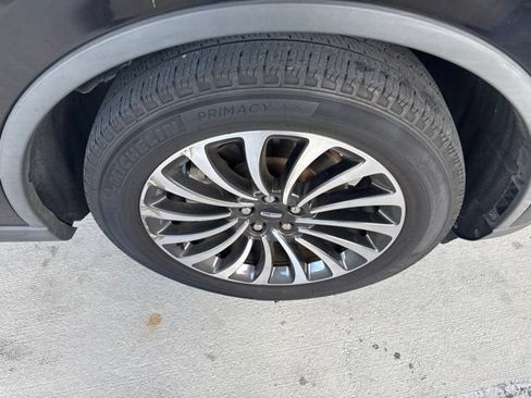 Used 2023 Lincoln Aviator Reserve w/ Elements Package Plus RWD image 25