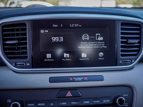 Used 2022 Kia Sportage LX image 19