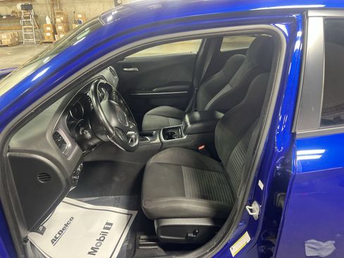Used 2019 Dodge Charger GT image 19