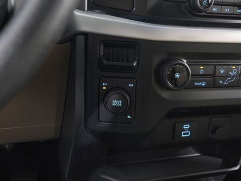 Used 2023 Ford F150 XLT image 15