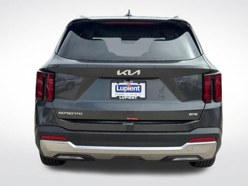 New 2026 Kia Sorento EX AWD/4WD image 4