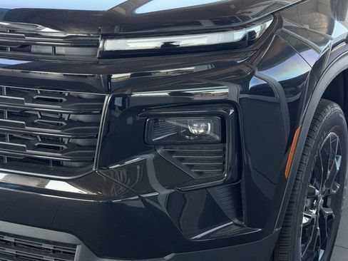 New 2026 Chevrolet Traverse LT w/ Midnight/Sport Edition FWD image 5