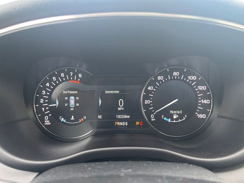 Used 2019 Lincoln MKC Reserve image 16