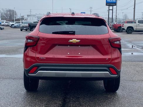 New 2026 Chevrolet Trax LT w/ LT Convenience Package image 4