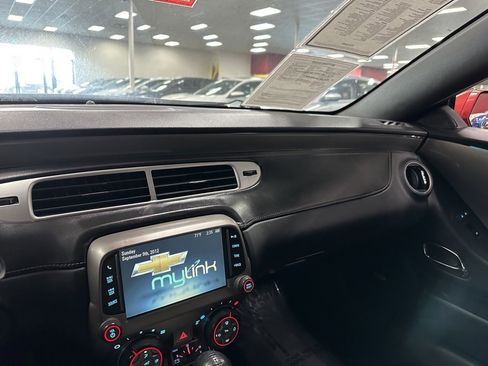 Used 2014 Chevrolet Camaro SS image 22