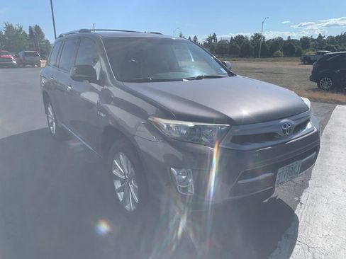 Used 2013 Toyota Highlander Limited AWD/4WD image 4