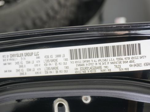 Used 2014 RAM 2500 SLT w/ Luxury Group image 31