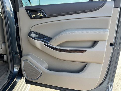 Used 2020 GMC Yukon XL SLT image 19