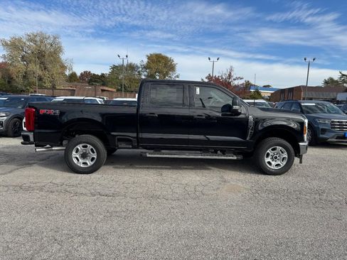 New 2026 Ford F250 XLT w/ FX4 Off-Road Package image 2