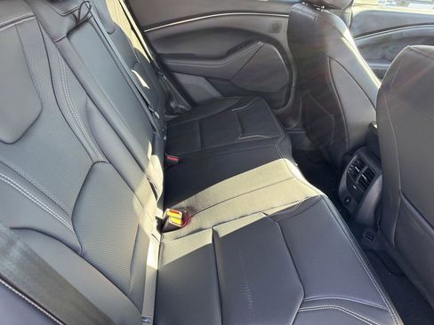 Used 2025 Ford Mustang Mach-E Premium image 7