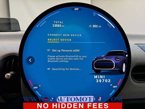 Used 2025 MINI Cooper 2-Door Hardtop FWD image 22