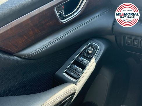 Used 2023 Subaru Ascent Touring AWD/4WD image 7