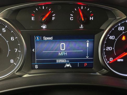 Used 2022 GMC Terrain SLE w/ Driver Convenience Package image 10