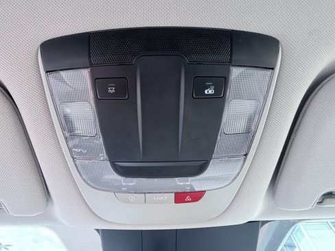 Used 2022 Kia Sorento S FWD image 16