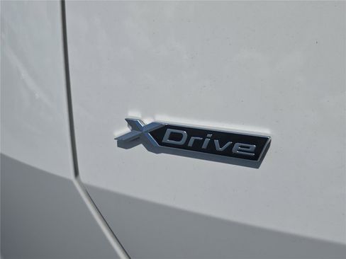 Certified 2026 BMW X3 xDrive30 w/ Convenience Package AWD/4WD image 4