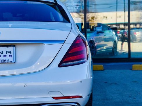 Used 2018 Mercedes-Benz S 560 Sedan image 35