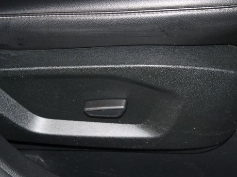 Used 2022 Ford Edge SEL w/ Convenience Package image 26