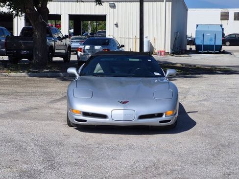 Used 1998 Chevrolet Corvette Convertible w/ Memory Pkg RWD image 2