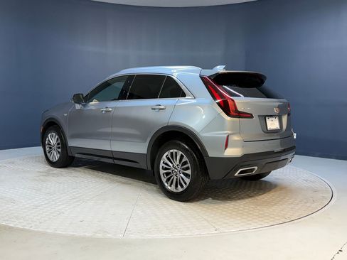 Certified 2025 Cadillac XT4 Premium Luxury image 3