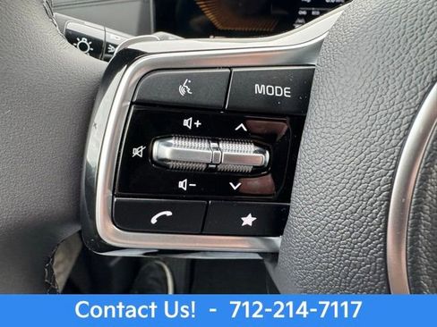 New 2026 Kia Carnival EX image 26