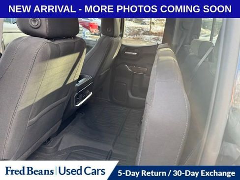 Used 2021 GMC Sierra 1500 Elevation w/ Preferred Package image 9