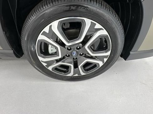 New 2026 Subaru Ascent Limited image 9