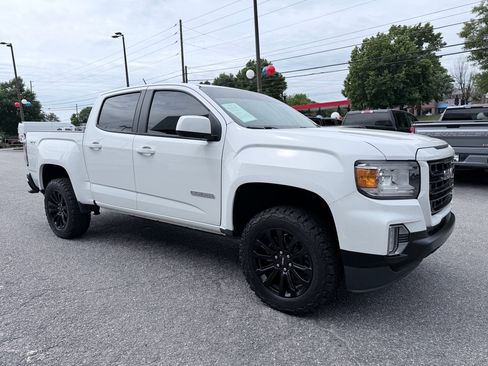 Used 2022 GMC Canyon Elevation w/ Trailering Package AWD/4WD image 2